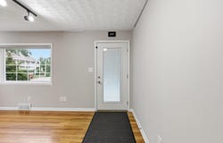 153 N High Street, Gahanna, OH 43230