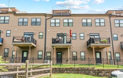 8 SIENNA PLACE, FEASTERVILLE TREVOSE, PA 19053