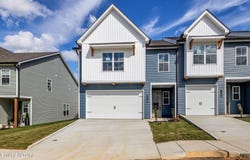 1728 Lateglow Way, Knoxville, TN 37931