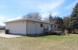 1401 W Edith St, Sargent, NE 68874