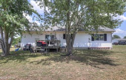 637 W 30th Street, Baxter Springs, KS 66713