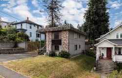 110 W C ST, Rainier, OR 97048