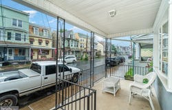 31 S SHAMOKIN STREET, SHAMOKIN, PA 17872
