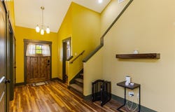 1832 4TH ST, Hood River, OR 97031