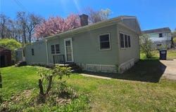 9 Buckeye Brook Road, Charlestown, RI 02813