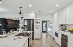 3009 E WHITTON Avenue, Phoenix, AZ 85016