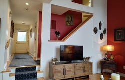 15 Hammersmith Road, Newport, RI 02840
