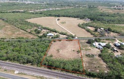 12323 PEARSALL RD, Atascosa, TX 78002