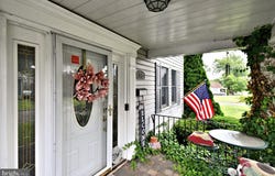 605 CROWN STREET, WILLOW GROVE, PA 19090