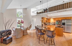 540 Ridgeway Drive, Aurora, OH 44202