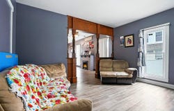 401 E 3rd St, IA 52776