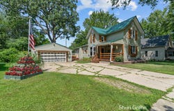 709 Garfield Street, St. Johns, MI 48879