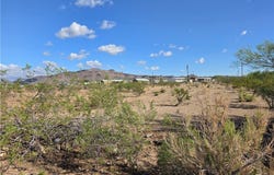 3045 W Rancho Road, Golden Valley, AZ 86413