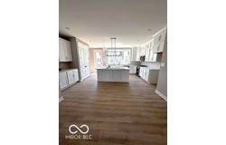 7347 Bayview Run, McCordsville, IN 46055