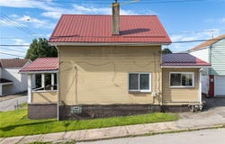 140 Hamilton St, Whitaker, PA 15120