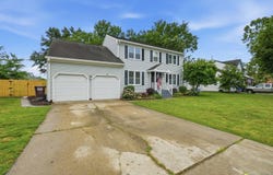 936 Saddleback Trail Road, Chesapeake, VA 23322