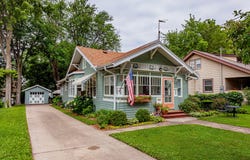 1424 46th Street, Des Moines, IA 50311