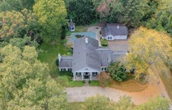 31677 Mountain View Road, Franklin, MI 48025