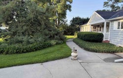 854 4th St, Meadow Grove, NE 68752-0025