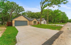 127 Chaparral Drive, Mabank, TX 75156