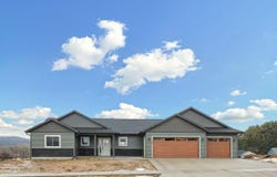 158 Southern Dr, Holmen, WI 54636