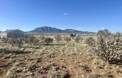 28 Calle Viernes, Edgewood, NM 87015