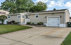 1 Colby Lane, Hazlet, NJ 07730