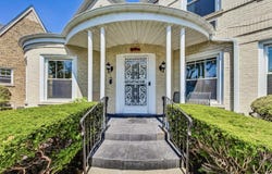 5801 N Drake Avenue, Chicago, IL 60659