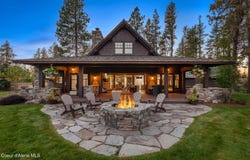 2623 E OLD BARN CT, Harrison, ID 83833