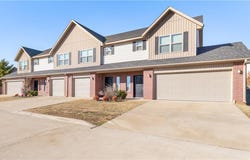 2701-2707  W Shasta  RD, Rogers, AR 72758