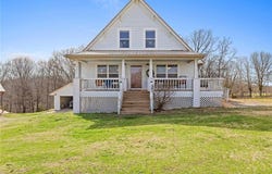 660 Pendergraft  RD, Noel, MO 64854