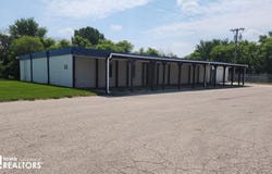 4499 4th Street SW, Mason City, IA 50401