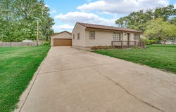 329 Cleveland Avenue, Hobart, IN 46342