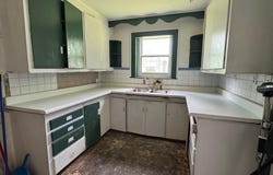 401 Pine Bluff Street, Paris, TX 75460