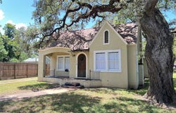 526 S Jefferson ST, La Grange, TX 78945