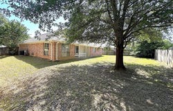 1309 Lakeside Court, Lindale, TX 75771
