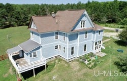 6211 County Road 441, Newberry, MI 49868