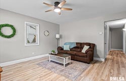3328 MARS Avenue, Springfield, IL 62707
