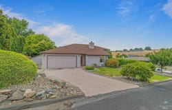 2566 Grandview Drive, Clarkston, WA 99403