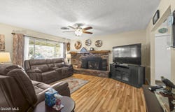 705 Elm Street, Tehachapi, CA 93561