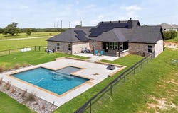 199 Graystone Drive, Weatherford, TX 76088