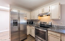 220 N 22nd Place, Mesa, AZ 85213