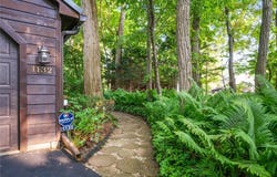 1132 Woodbridge Lane, Webster, NY 14580
