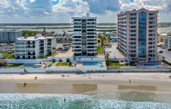 3743 S Atlantic Avenue, Daytona Beach Shores, FL 32118