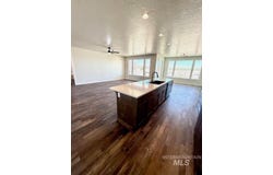 25891 Market Rd, Parma, ID 83660