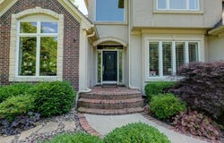 3209 S Thornbird Street, Blue Springs, MO 64015