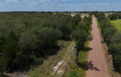 2250 Old Lockhart RD, Plum, TX 78952