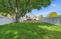 11 Macarthur Blvd, Danvers, MA 01923