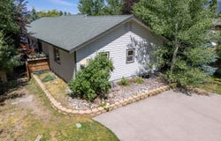 404 SNAKE RIVER Drive, Alpine, WY 83128
