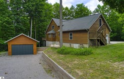 2625 Wild Coyote Drive, Interlochen, MI 49643